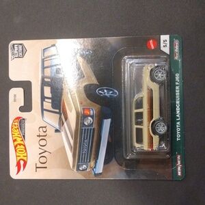 Hotwheels Toyota Land Cruiser FJ60 Car Culture Premium